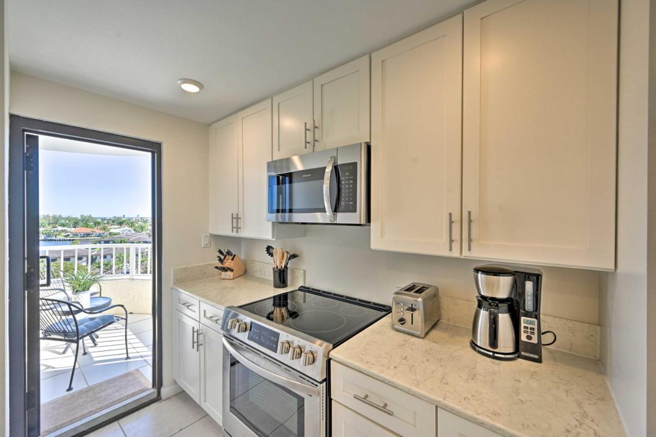 Resort Condo With Balcony And Stunning Ocean Views! Marco Island Dış mekan fotoğraf
